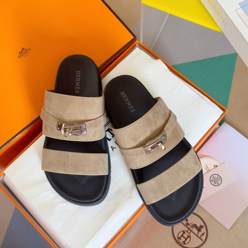 H**mes slippers